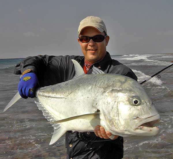 Fliegenfischen auf Giant Trevally