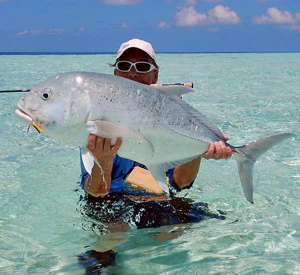 Fliegenfischen auf Trevally