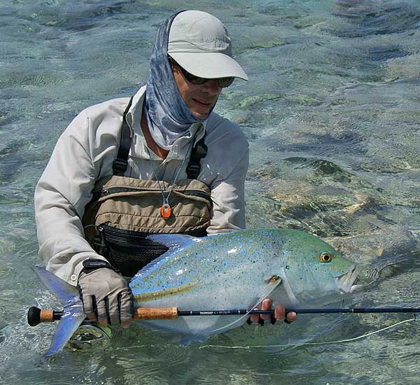 Fliegenfischen auf Trevally