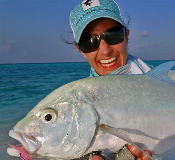 Bluefin Trevally auf Fliege