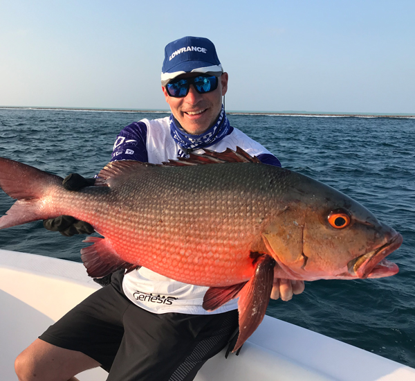 Spinnfischen mit Popper und Stickbait auf Giant Trevally, Thunfische, Snapper, Grouper und mehr.